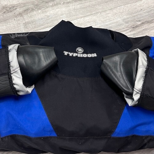 Combinaison étanche drysuit